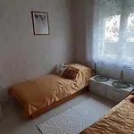 Háziállatbarát Mandula Ház Központjánál Casa de Férias *