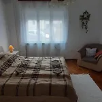Háziállatbarát Mandula Ház Központjánál Casa de Férias