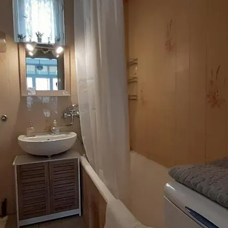 Haziallatbarat Mandula Haz Koezpontjanal Holiday home